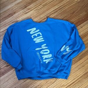 Vinyl Icons New York Blue Graphic Crewneck Sweatshirt